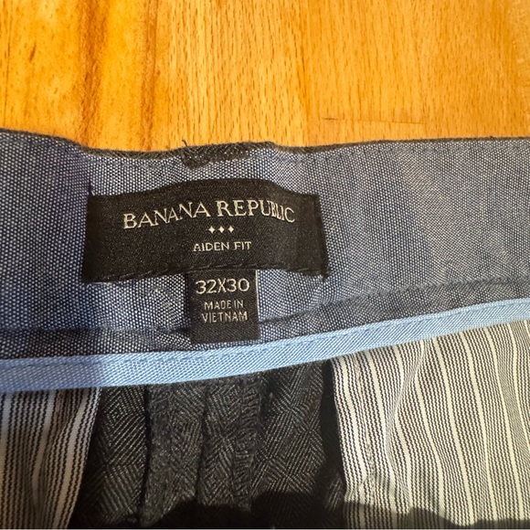 Banana Republic Aiden Dark Grey Dress Pants - Picture 4 of 7